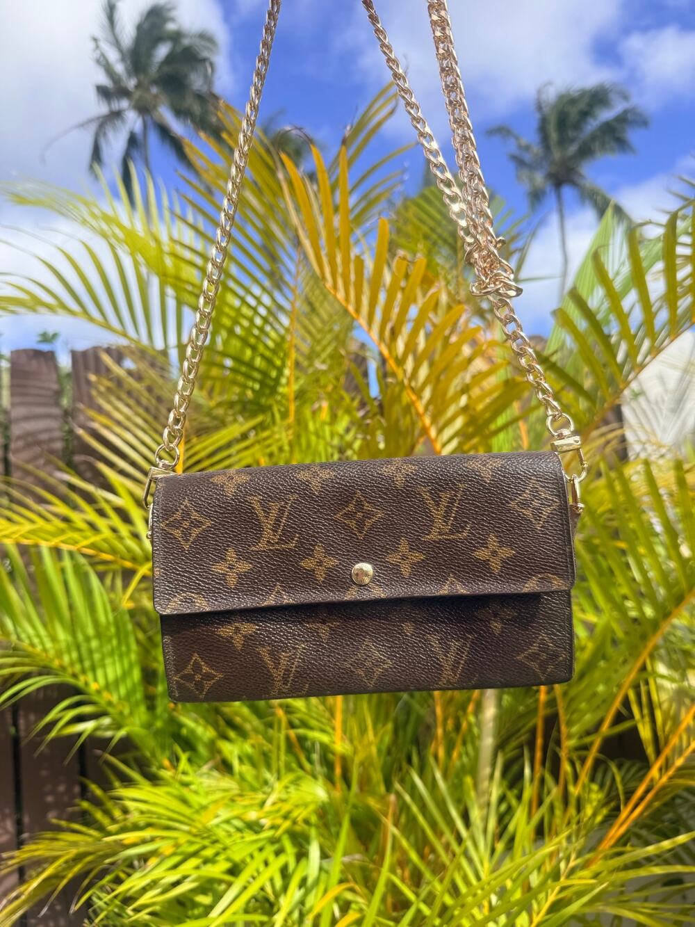 Louis Vuitton Sarah Wallet WOC